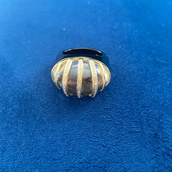 Onyx, 14k, and crystal quartz domed ring - Picture 3 of 3